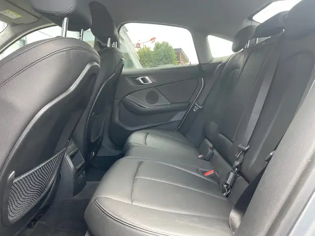 BMW 2 Series view 11