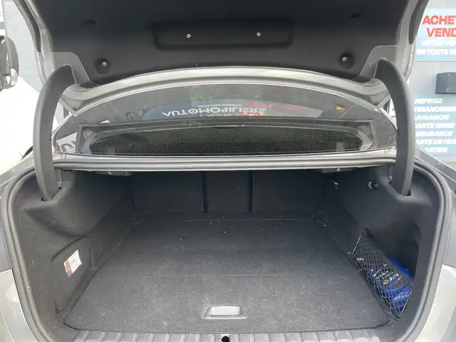 BMW 2 Series view 30