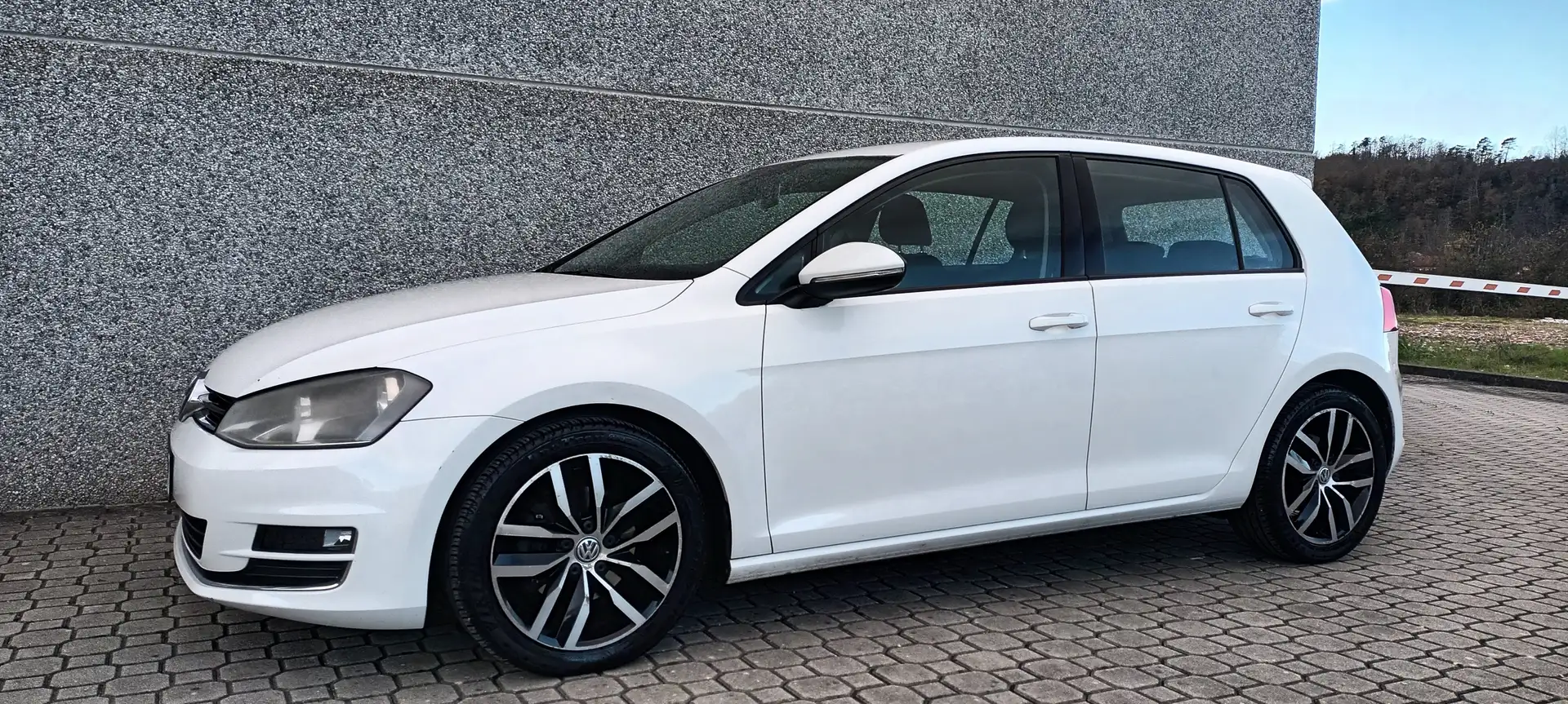 Volkswagen Golf Golf VII 2013 5p 1.6 tdi Highline Bianco - 2