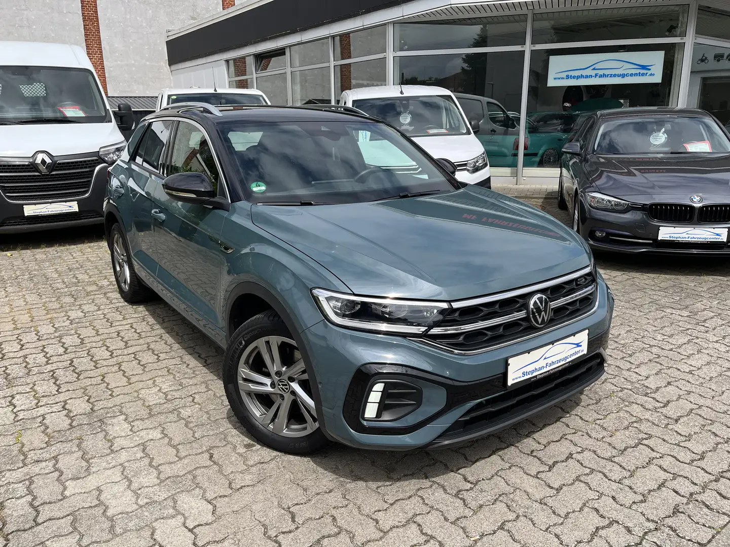 Volkswagen T-Roc R-Line mit VW-Scheckheft,TÜV/AU-Neu… - 1