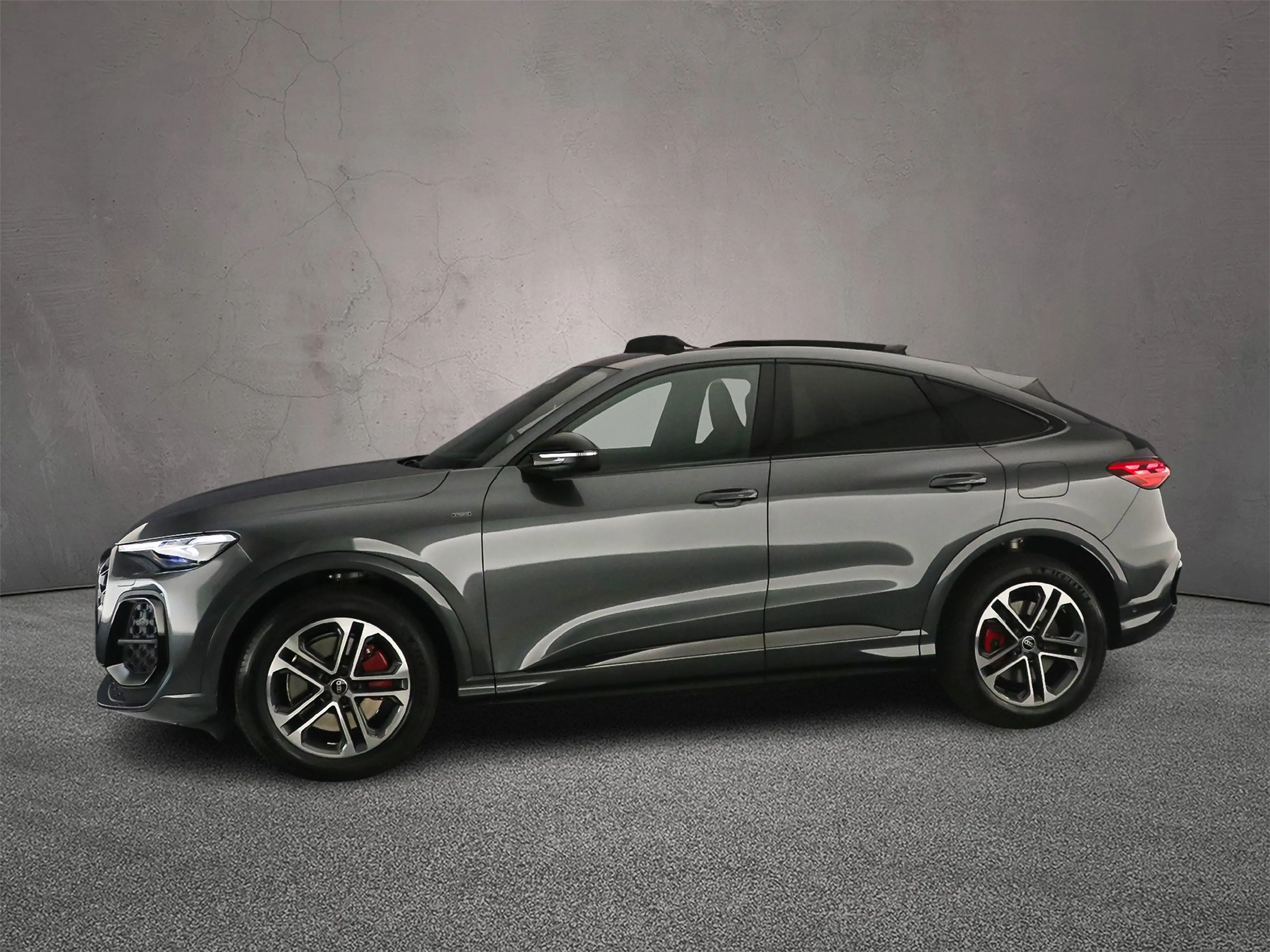 Audi Q5 Sportback e-hybrid quattro 367pk S edition competi — photo 2