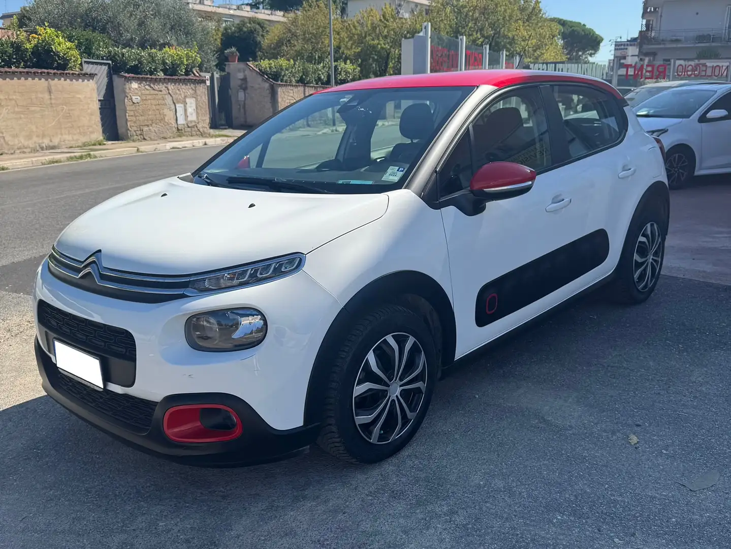 Citroen C3 C3 III 2017 1.2 puretech Shine s Wit - 2