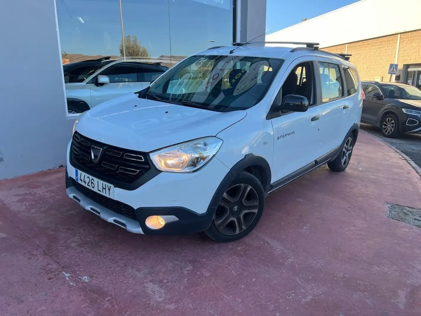 Dacia Lodgy Comfort 1.6 75kW (100CV) GLP 5Pl Blanco - 2