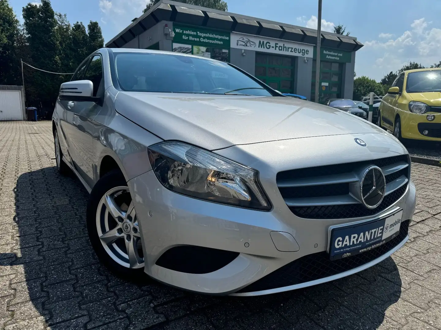 Mercedes-Benz A 180 A -Klasse AUTOMATIK PDC TEMPOMAT Argent - 1