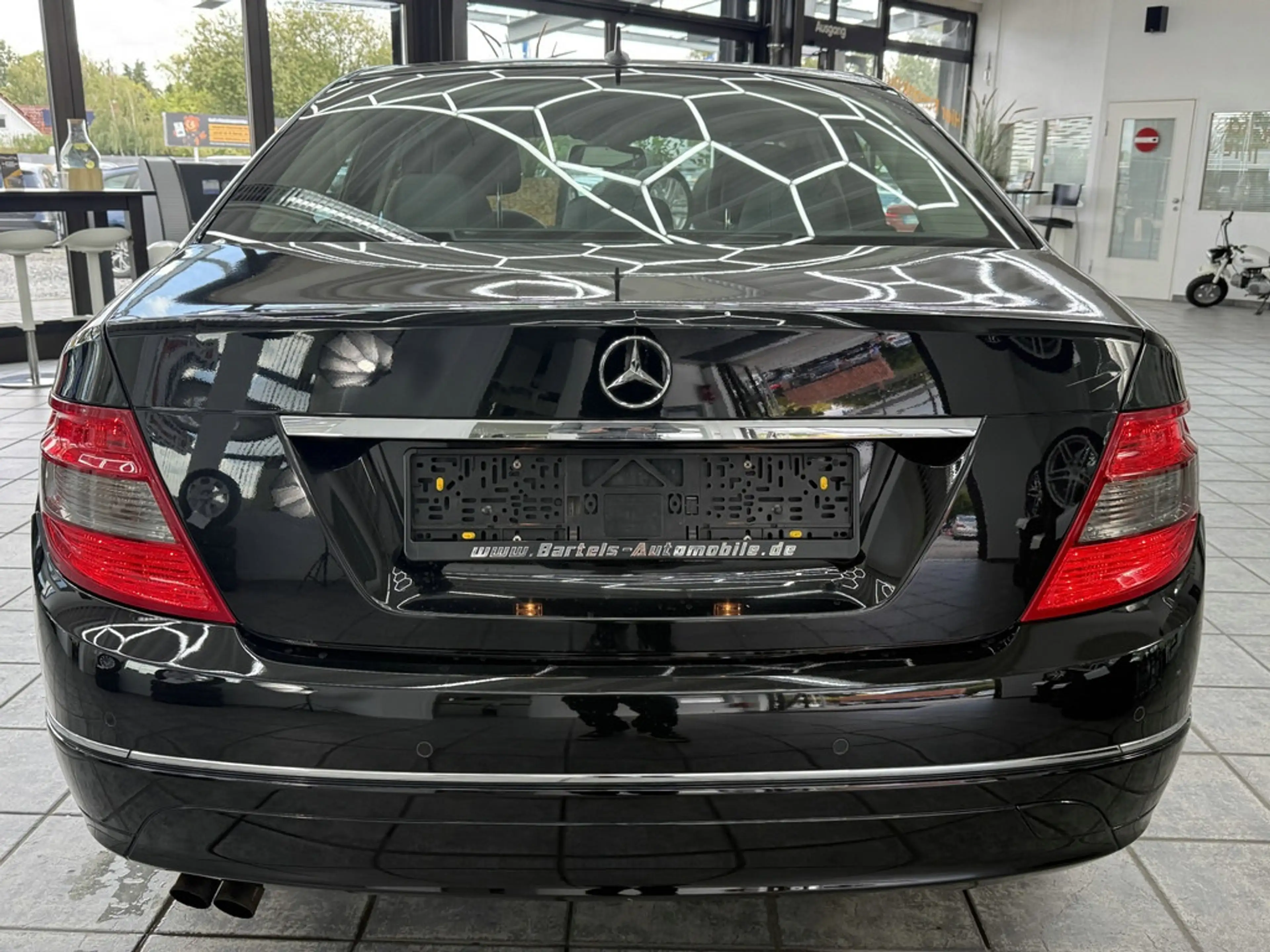 Mercedes-Benz C 180 K Avantgarde, Comand, Leder, Sitzheizung — photo 9