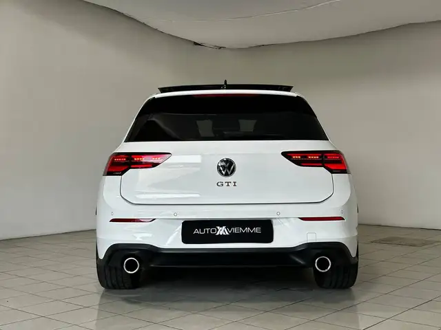 Volkswagen Golf view 6