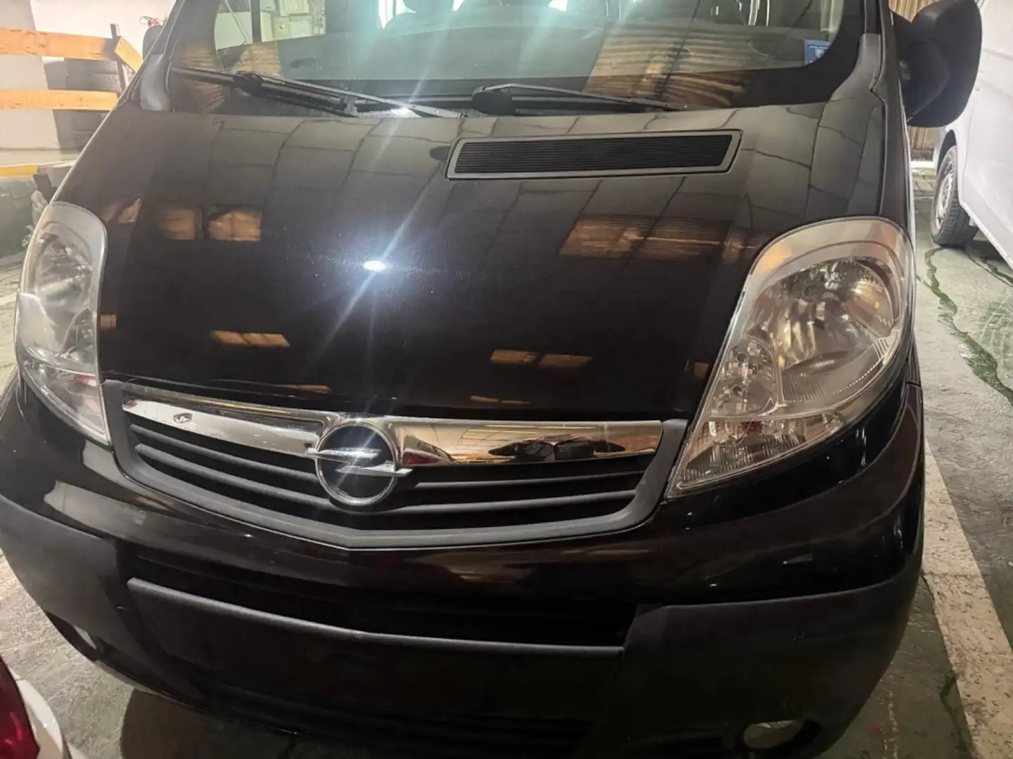 Opel Vivaro Com9 2.0CDTi 29 L2 Total Acrist. 114 E5 Negro - 2