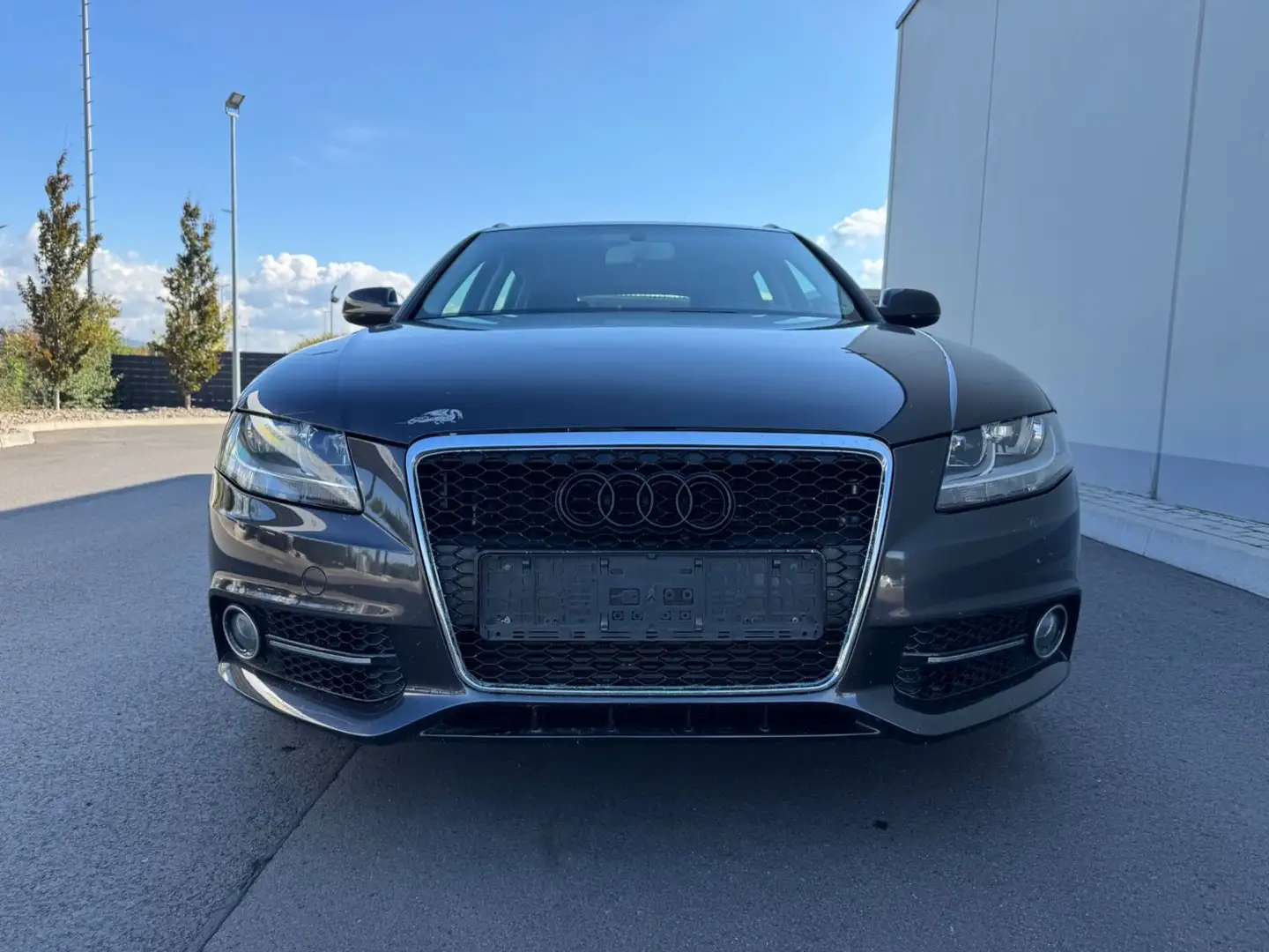 Audi A4 Avant Attraction Klima*16LM Grau - 1