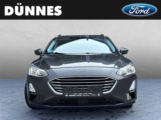 Ford Focus view 8