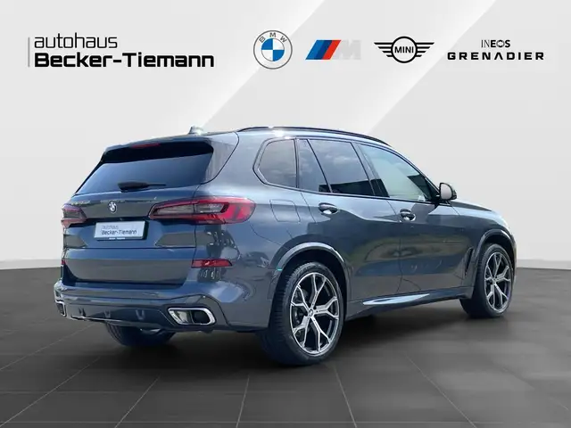 BMW X5 X5 view 6