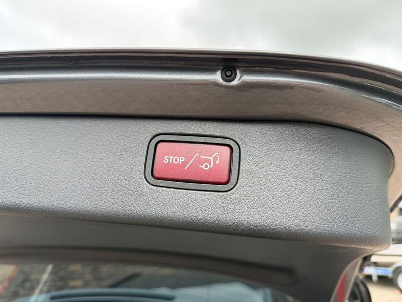 Mercedes-Benz C 180 180 AMG LINE Sfeerverlichting Camera Elektrische k — photo 21