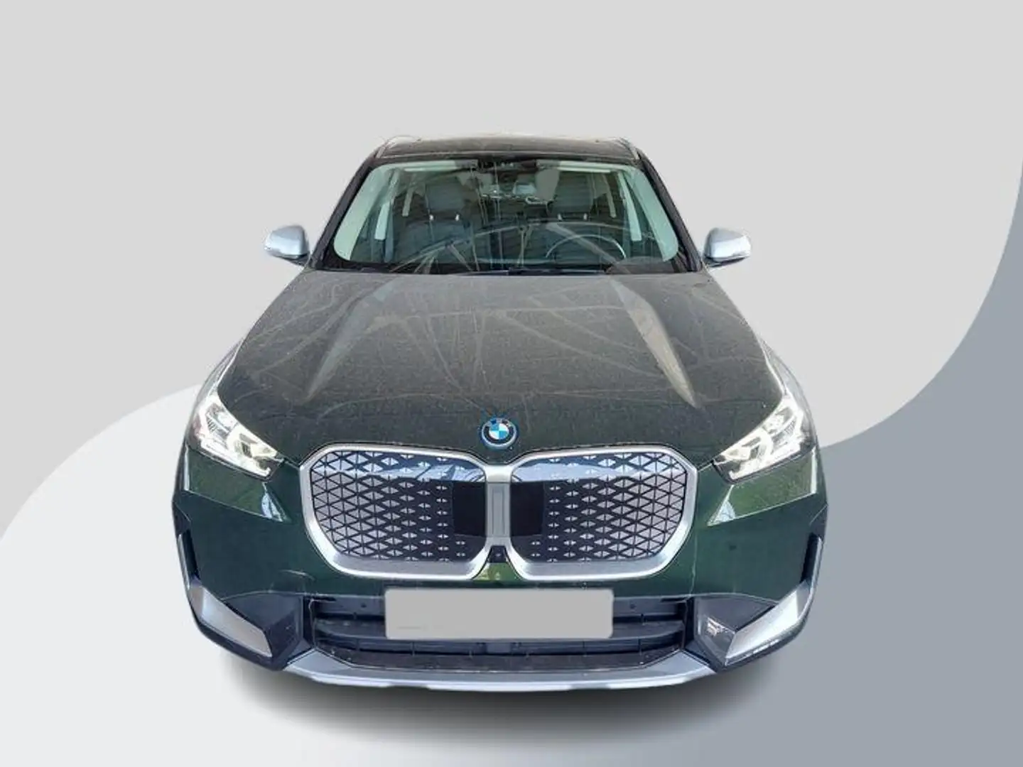 BMW iX1 eDrive20 67 kWh 204pk | X-Line | Travel Pack  | In Vert - 2