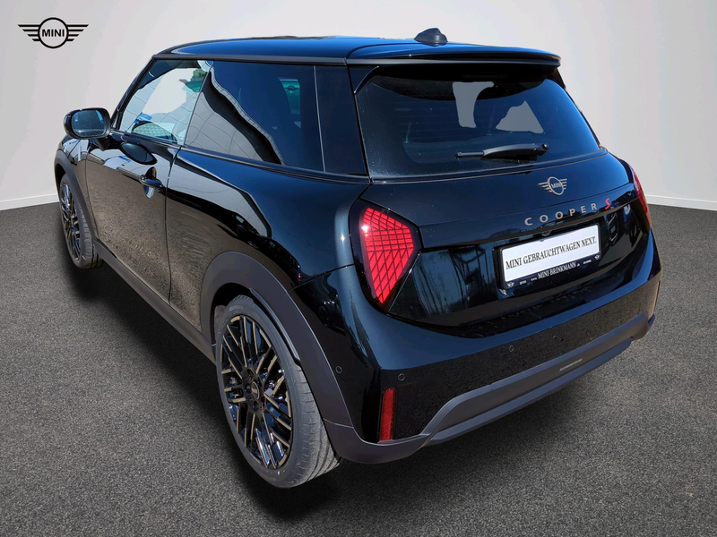 MINI Cooper S Favoured Trim — photo 7