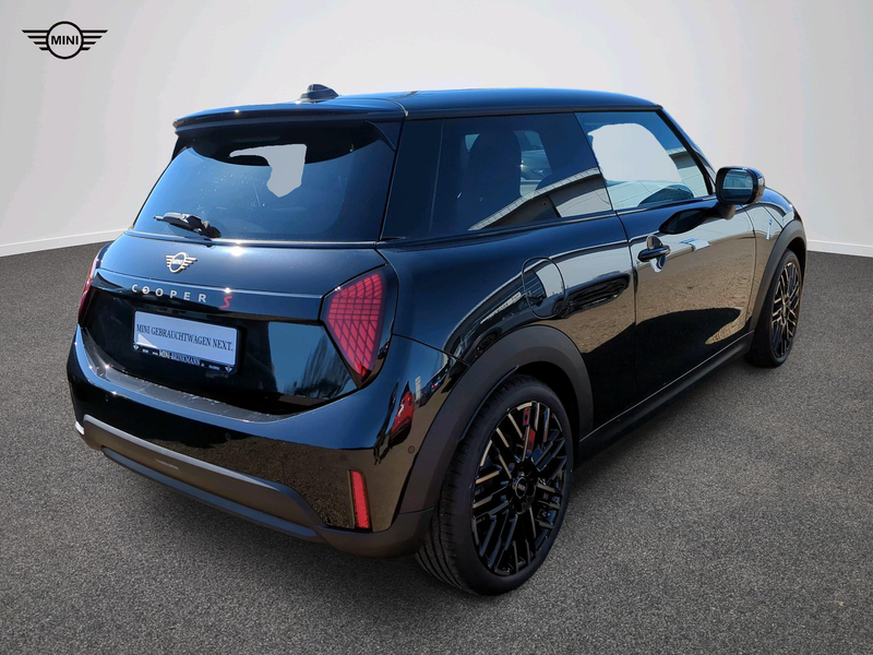 MINI Cooper S Favoured Trim — photo 4