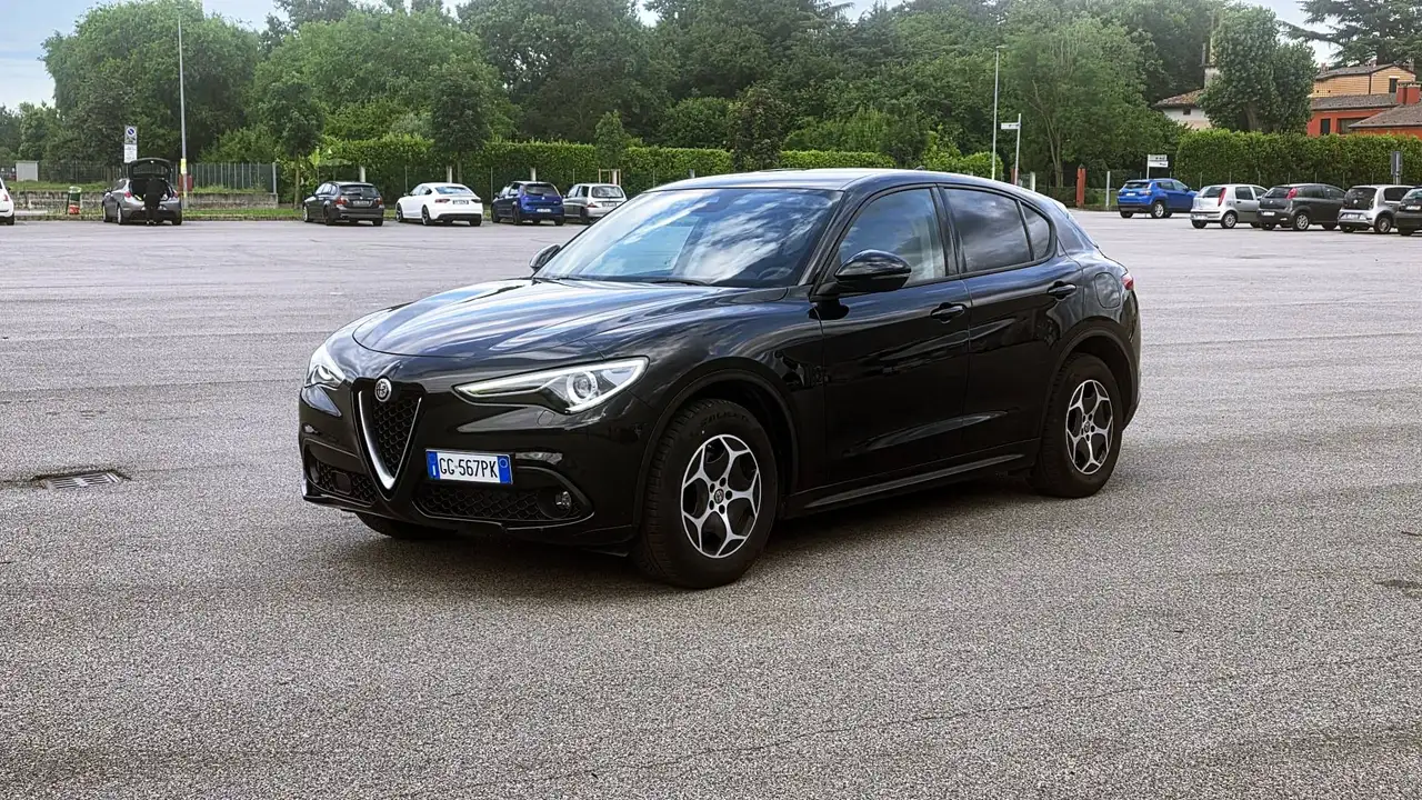 Alfa Romeo Stelvio 2021
