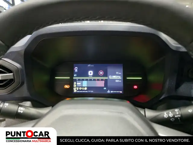 Dacia Duster view 26