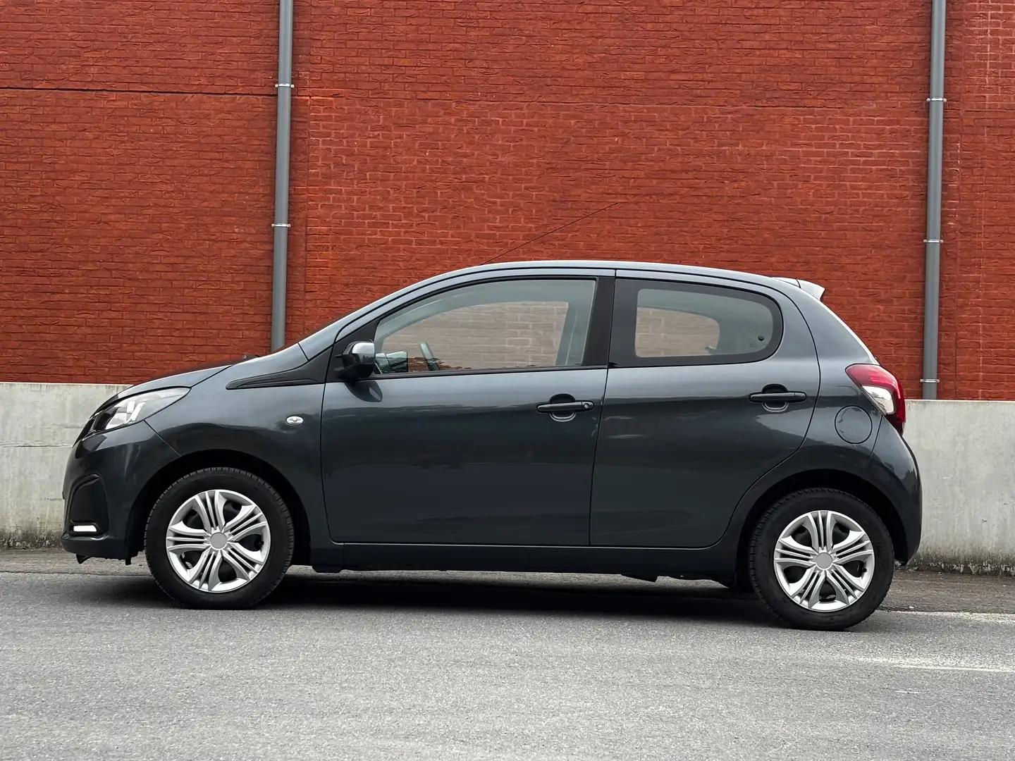Peugeot 108 108 1.0 VTi Active Gris - 2