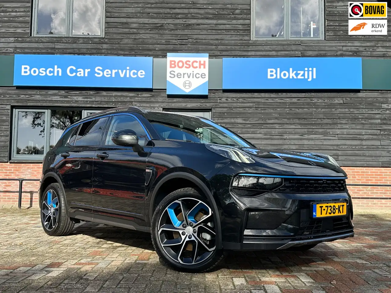 Lynk & Co 01