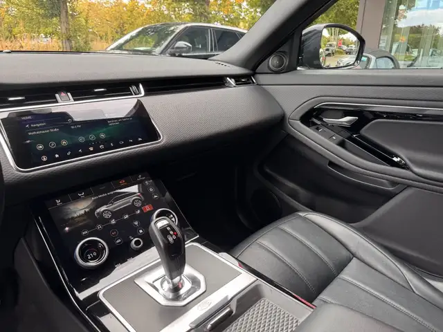 Land Rover Range Rover Evoque view 15