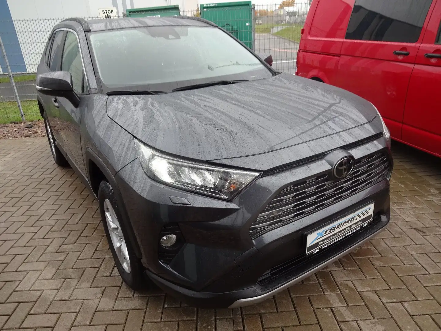 Toyota RAV 4 2.0 4x2 Comfort Grau - 2