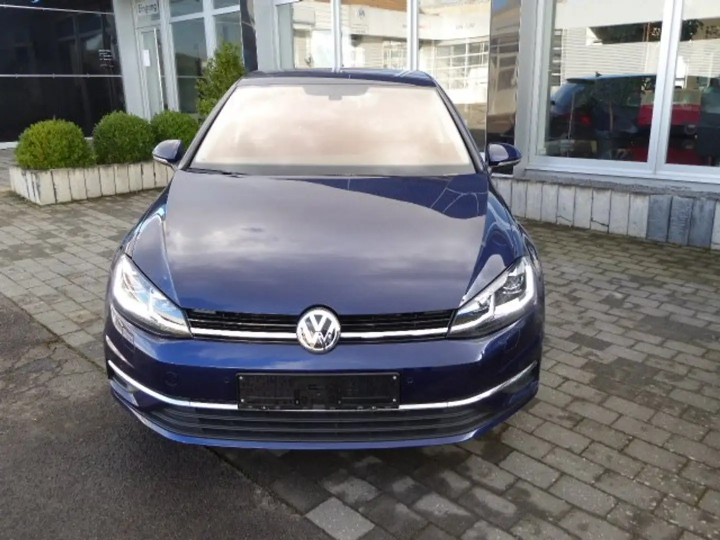 Volkswagen Golf 1.5 TSI ACT OPF Comfortline Blau - 1
