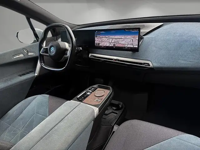 BMW Ix view 10