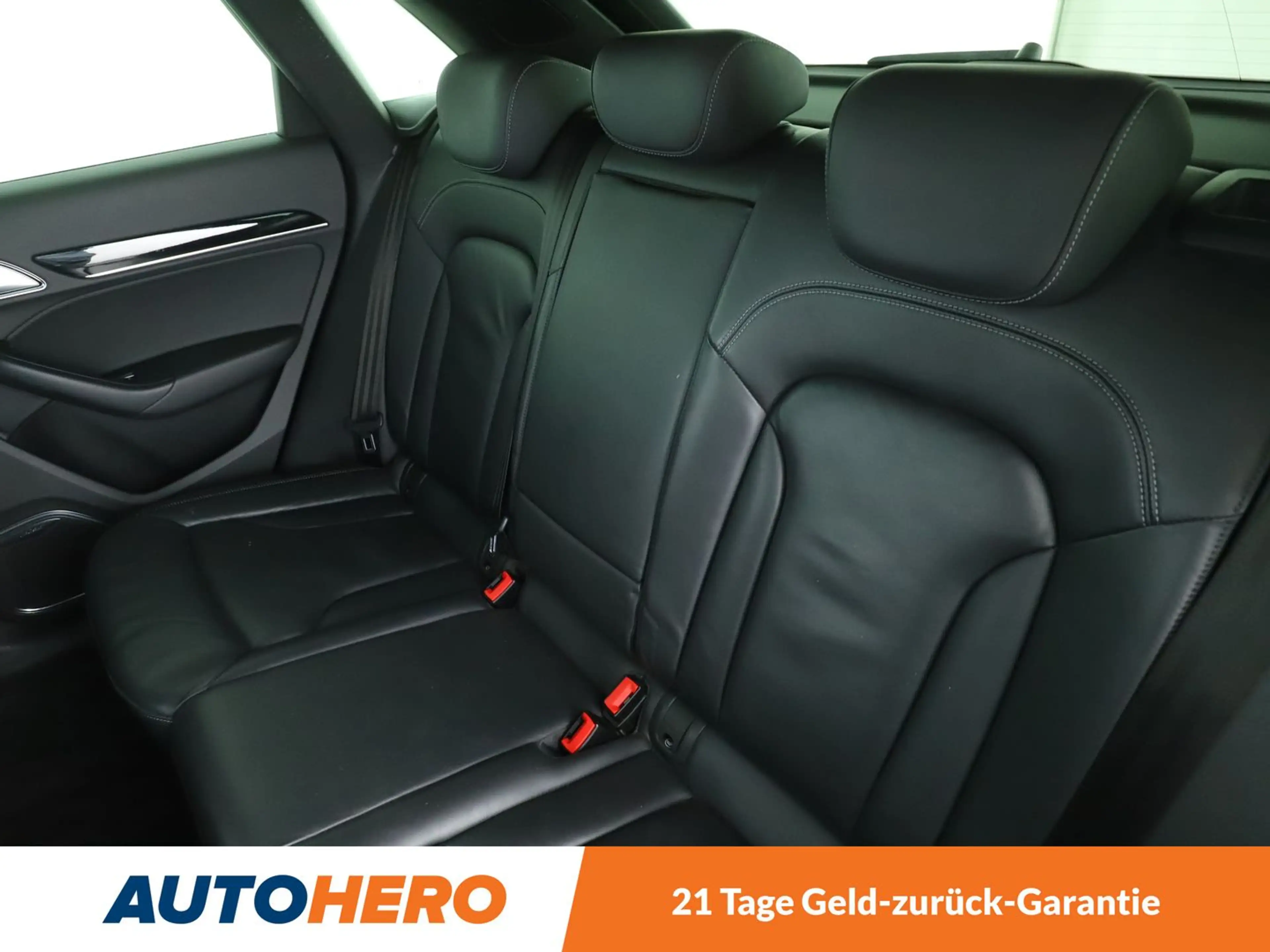 Audi RS Q3 2.5 TFSI quattro Aut.*NAVI*XENON*BOSE*PDC* — photo 14