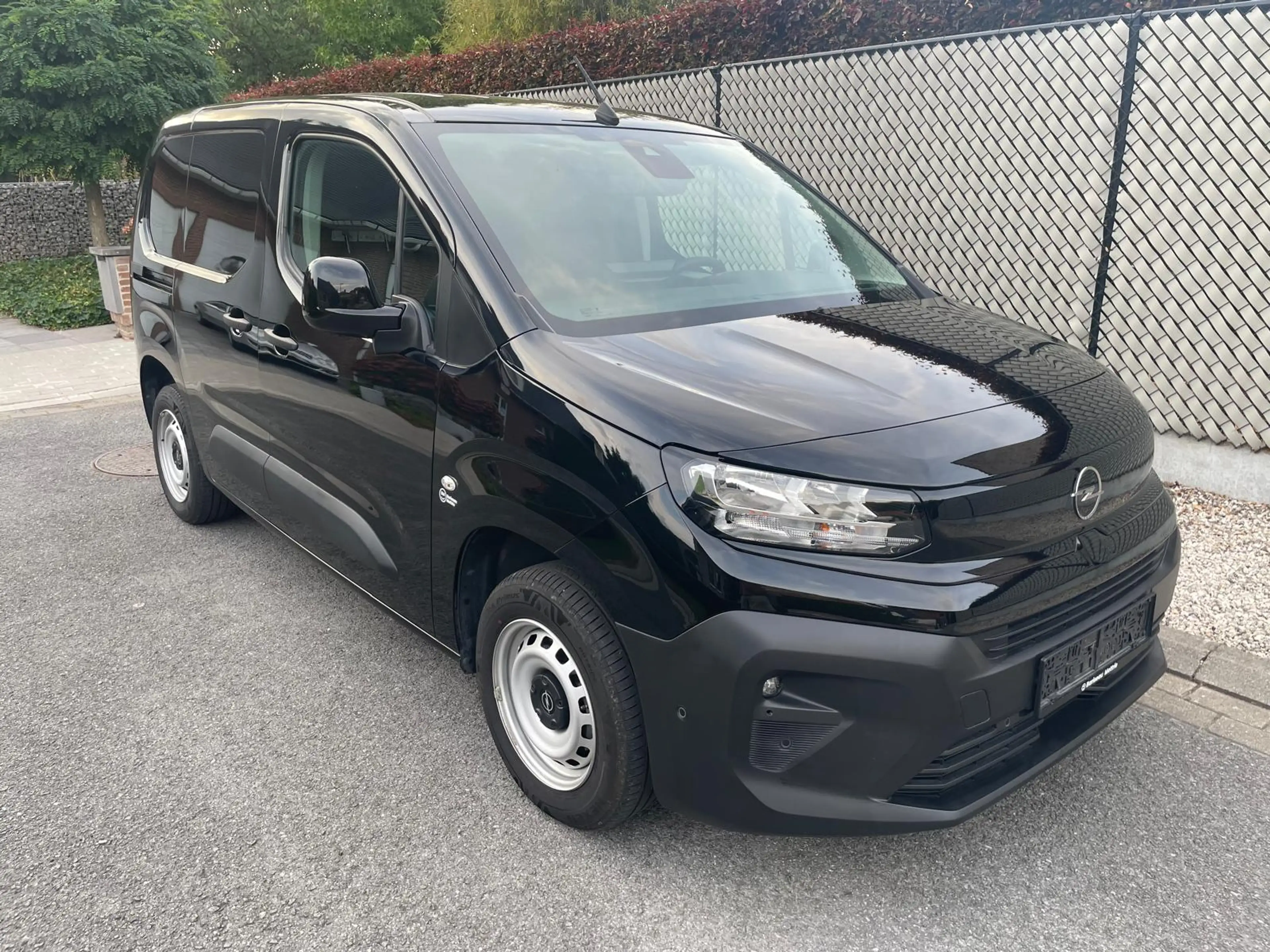 Opel Combo 1.5 TD 102Pk L1H1 - 3pl. - Lichte Vracht - 15.050€ excl. btw — photo 2