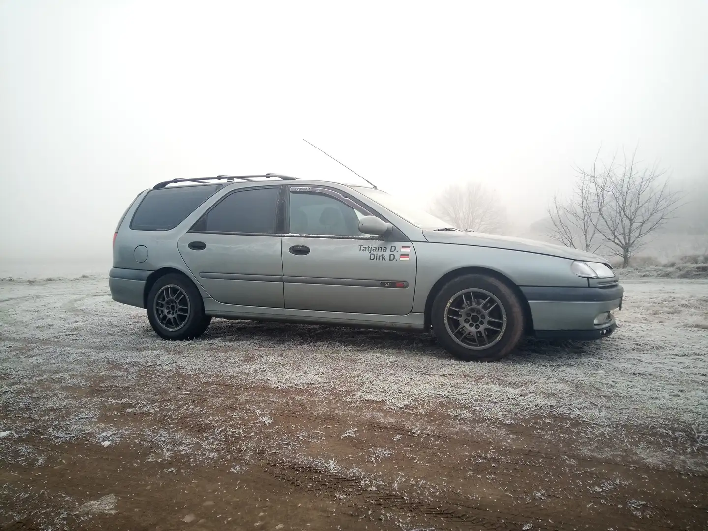 Renault Laguna Laguna Grandtour 2.0 RT Grau - 2