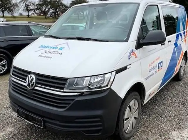 Volkswagen T6.1 Kombi 2.0 TDI Schiebetüren beidseitig 9 SITZE