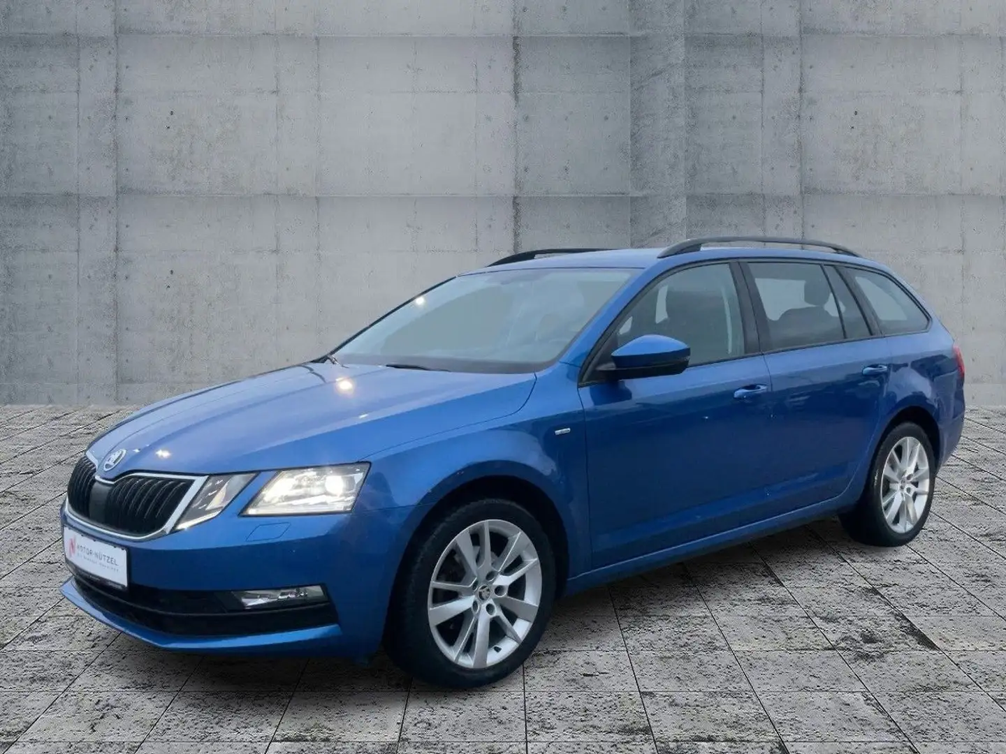 Skoda Octavia Combi 1.5 TSI CLEVER LED+NAV+SHZ+PDC+DAB Blau - 2