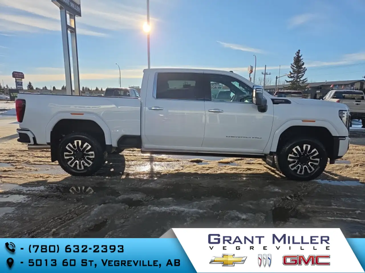 GMC Sierra 3500HD photo GMC Sierra 3500HD