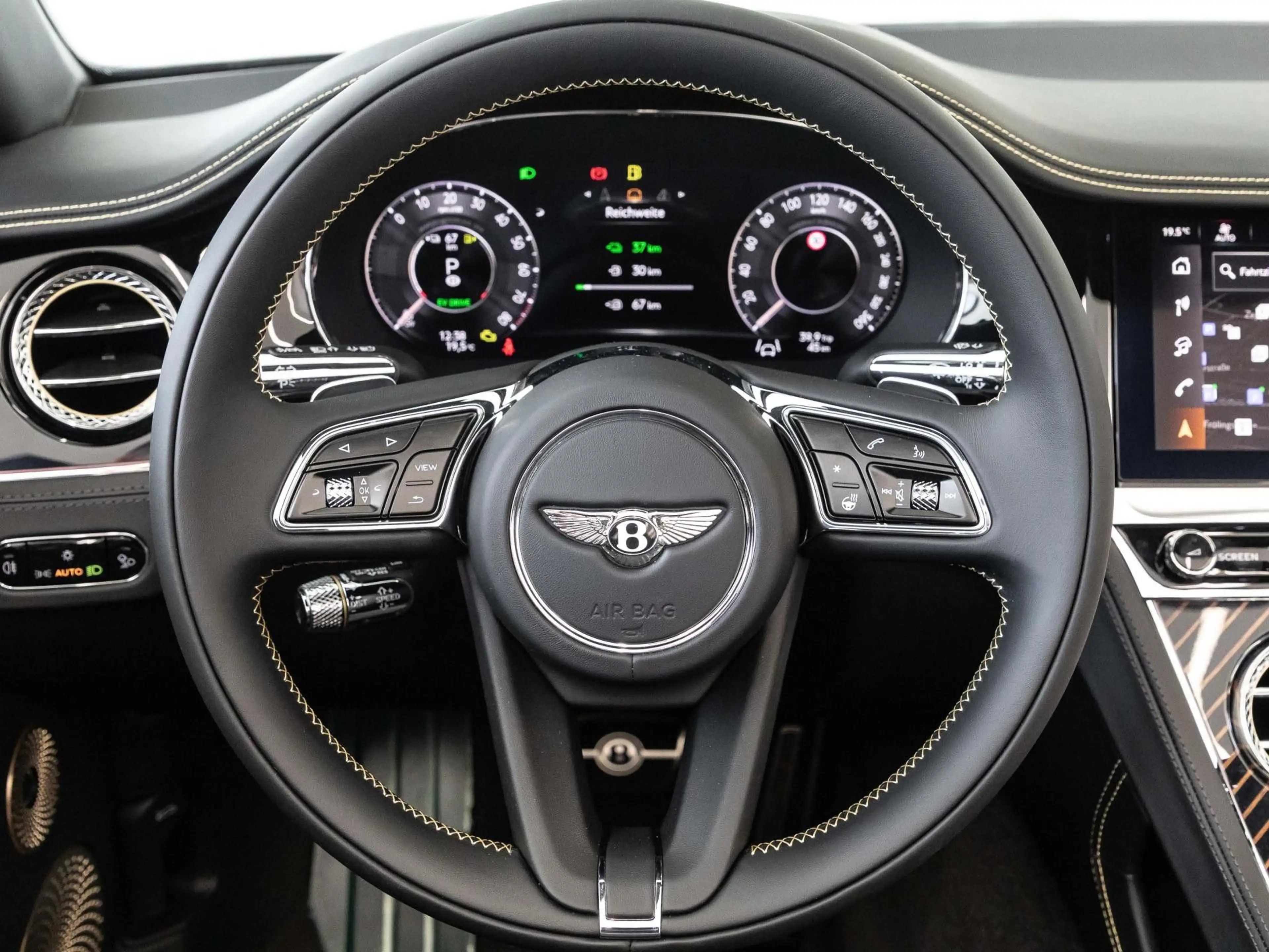 Bentley Continental GTC Azure (MY26) Hybrid — photo 12