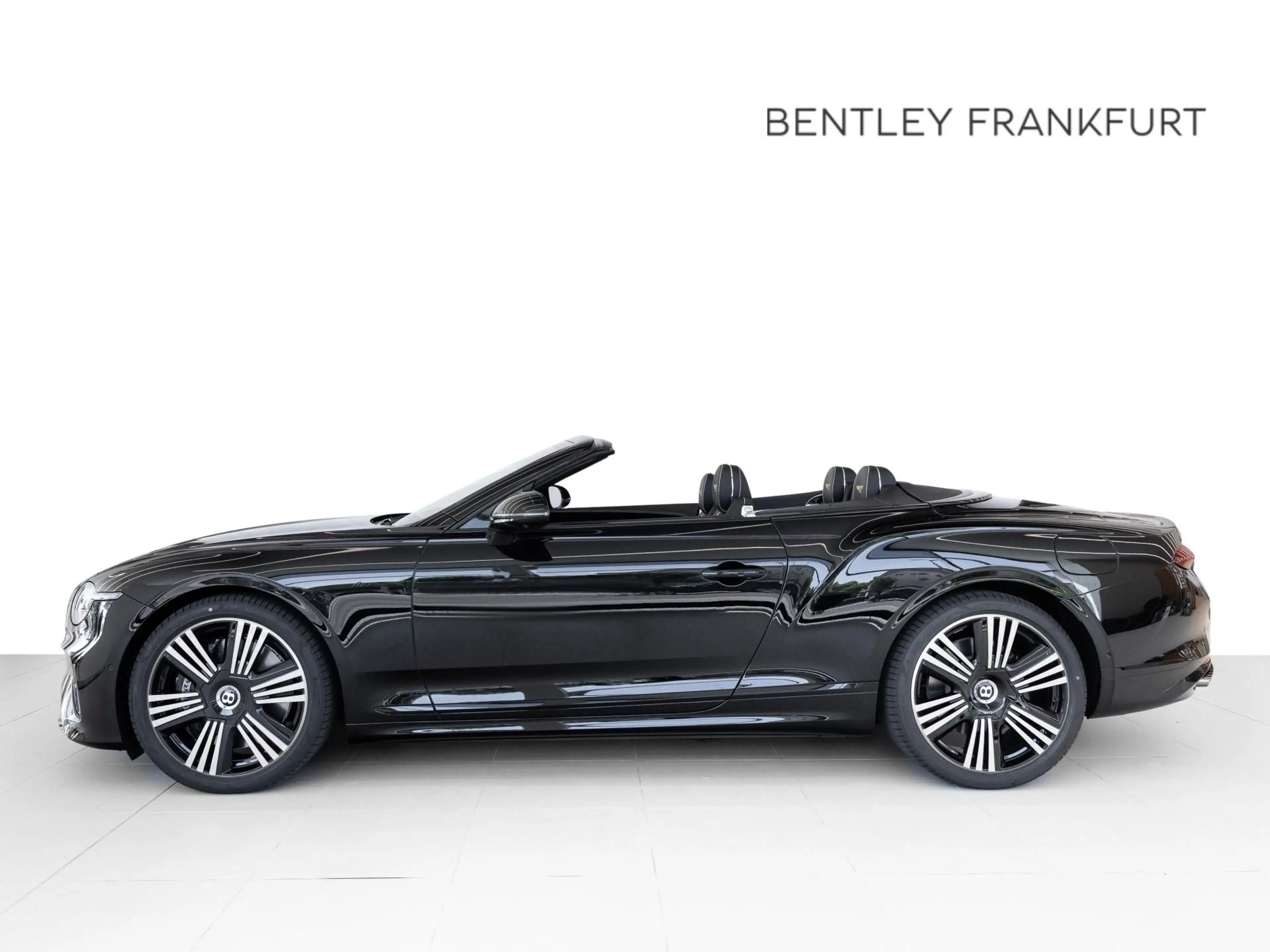 Bentley Continental GTC Azure (MY26) Hybrid — photo 4