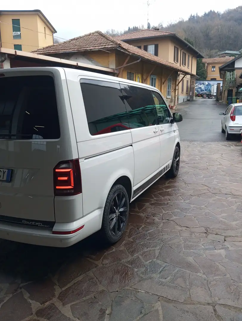 Volkswagen T6 Multivan 2.0 tdi Highline 204cv dsg - 2
