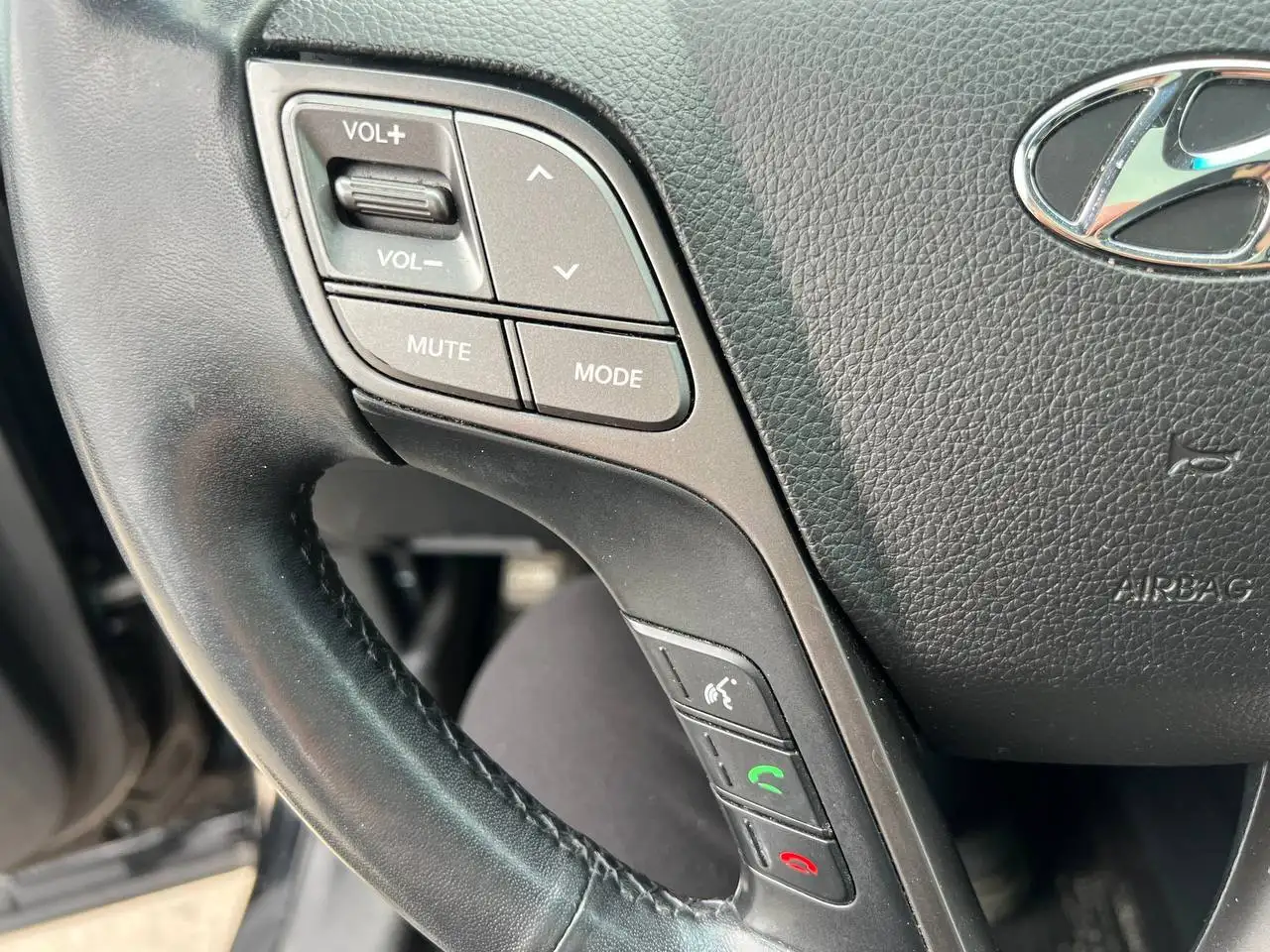 Hyundai SANTA FE снимка Hyundai SANTA FE