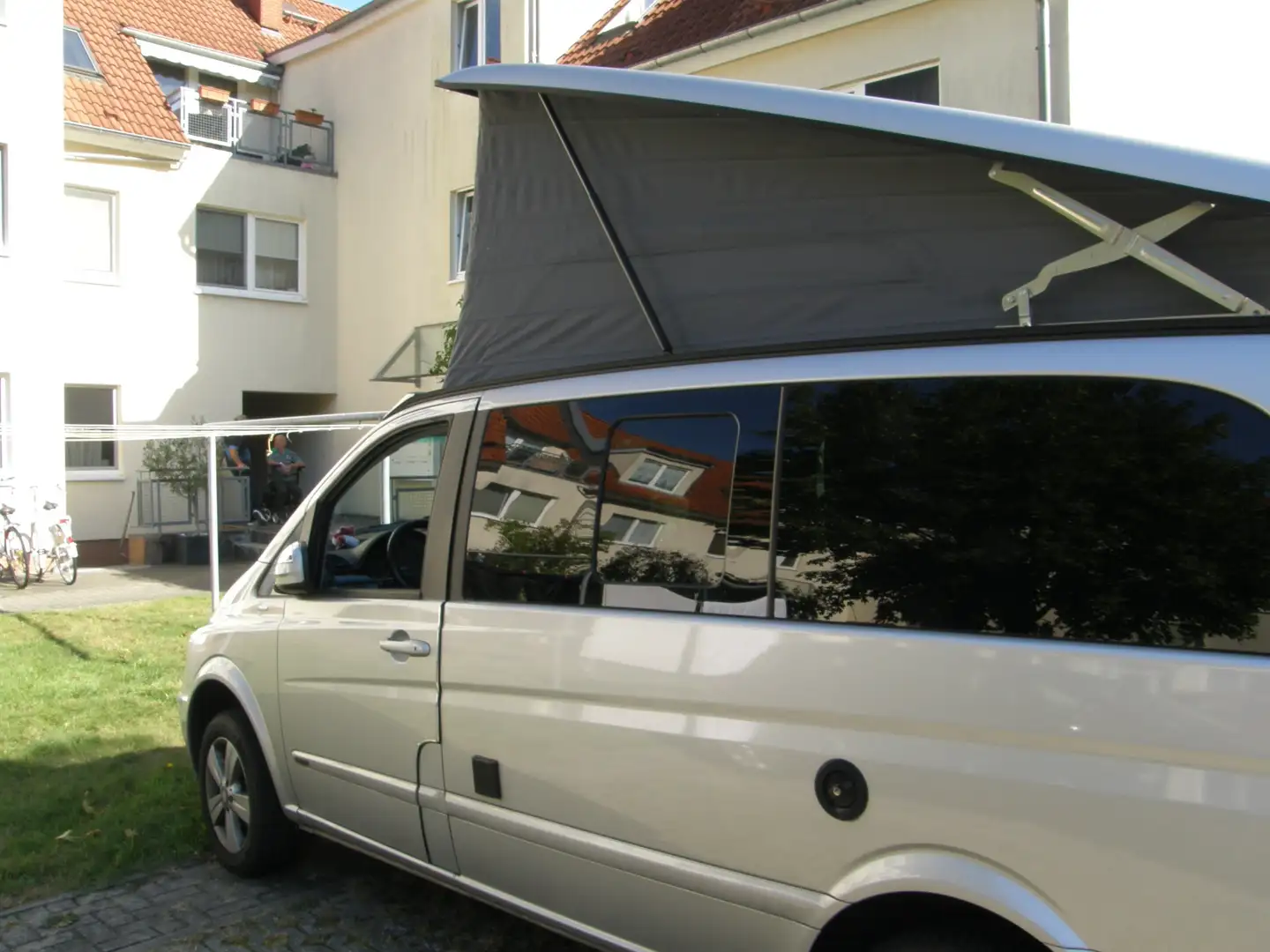 Mercedes-Benz Viano Viano 2.2 CDI  Marco Polo ALLRADANTRIEB Silber - 1