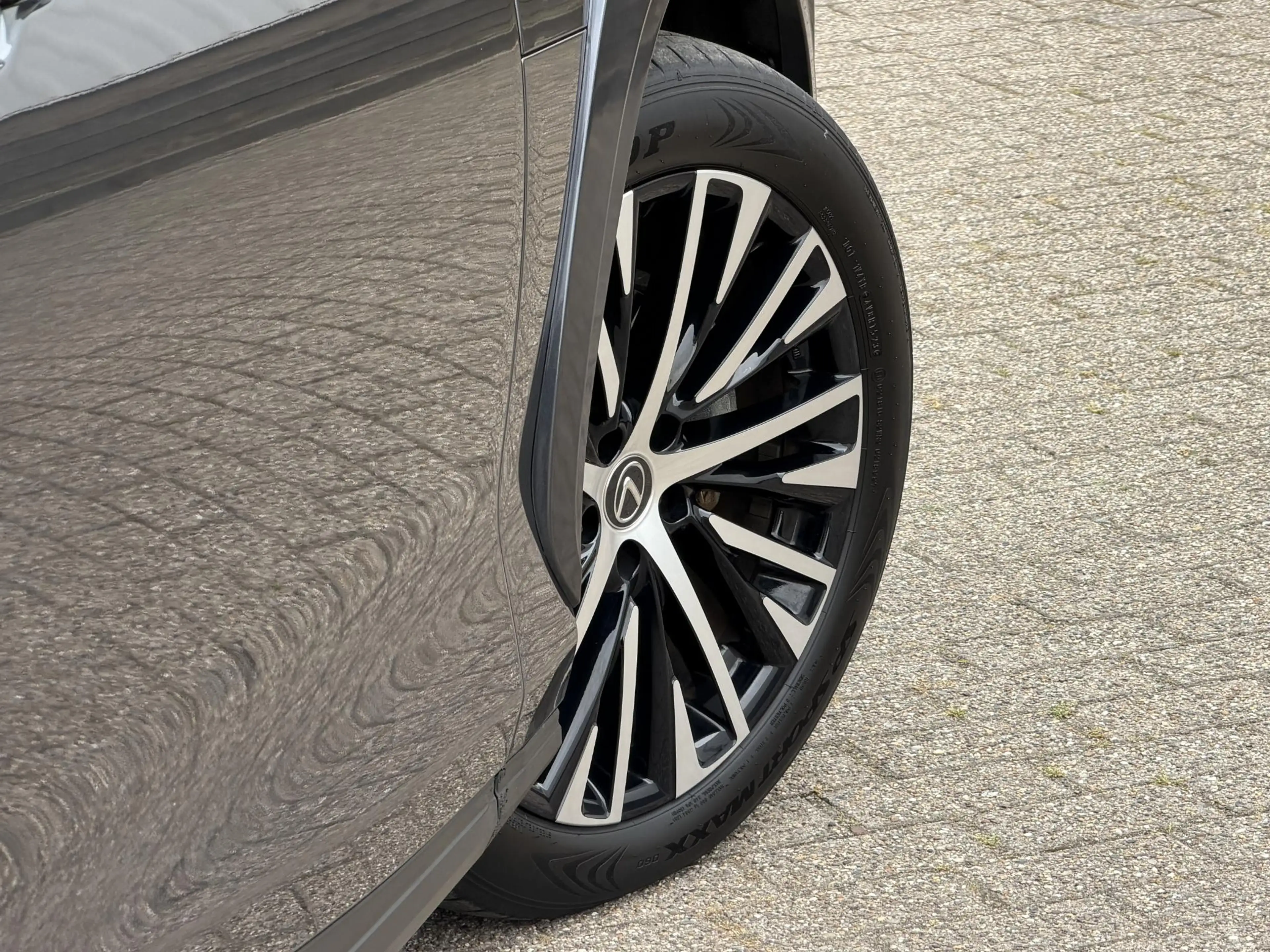 Lexus RZ 450e Executive Line 71 kWh | NL-auto/1e eign./Pano — photo 40
