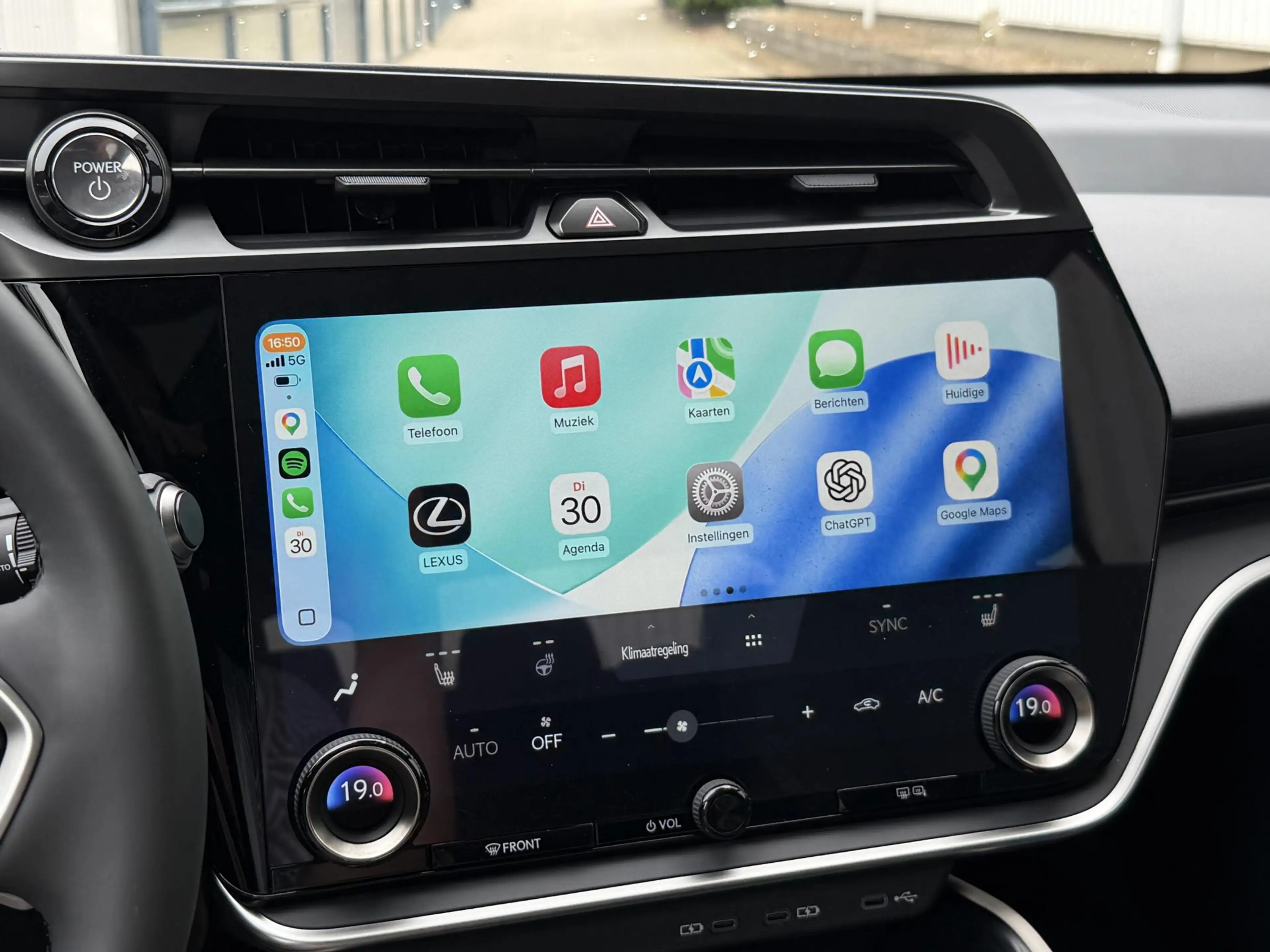 Lexus RZ 450e Executive Line 71 kWh | NL-auto/1e eign./Pano — photo 28