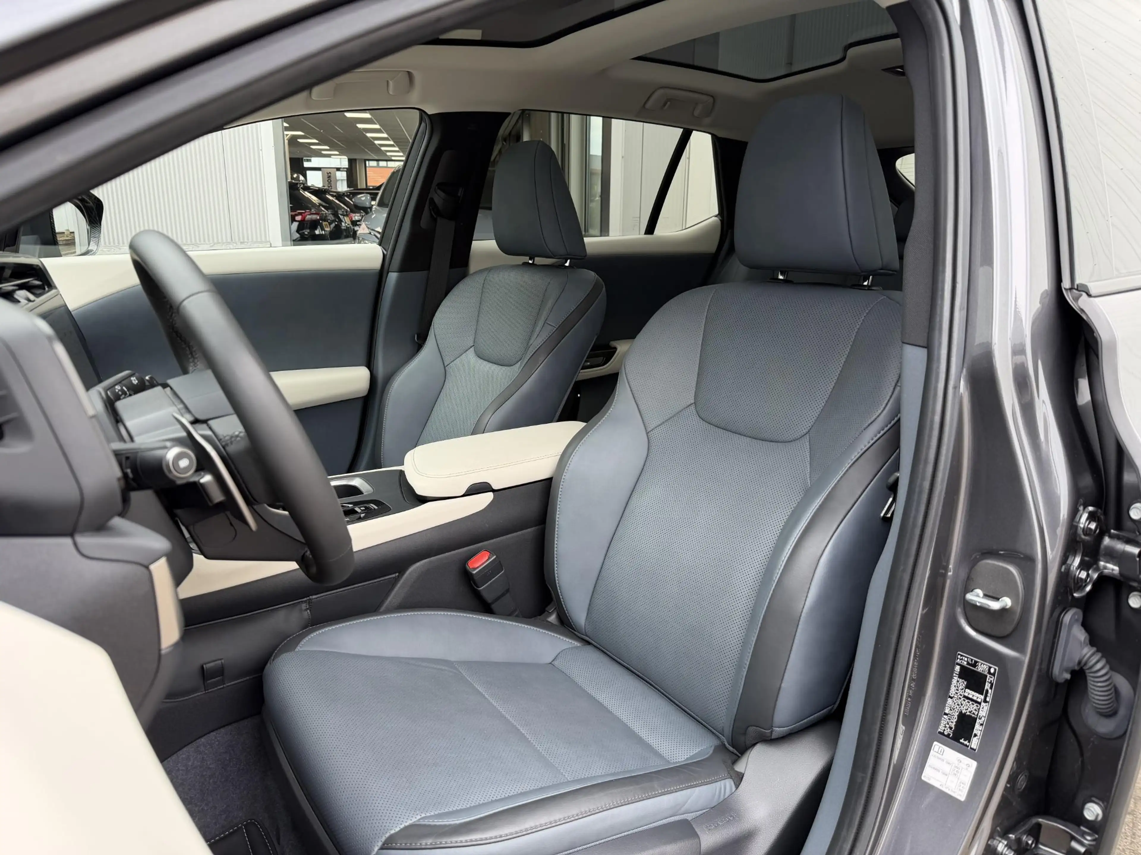 Lexus RZ 450e Executive Line 71 kWh | NL-auto/1e eign./Pano — photo 5