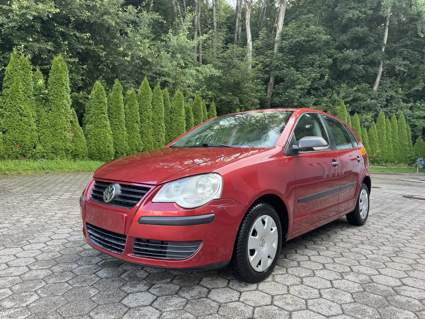 Volkswagen Polo 1.2 Trendline Rojo - 1