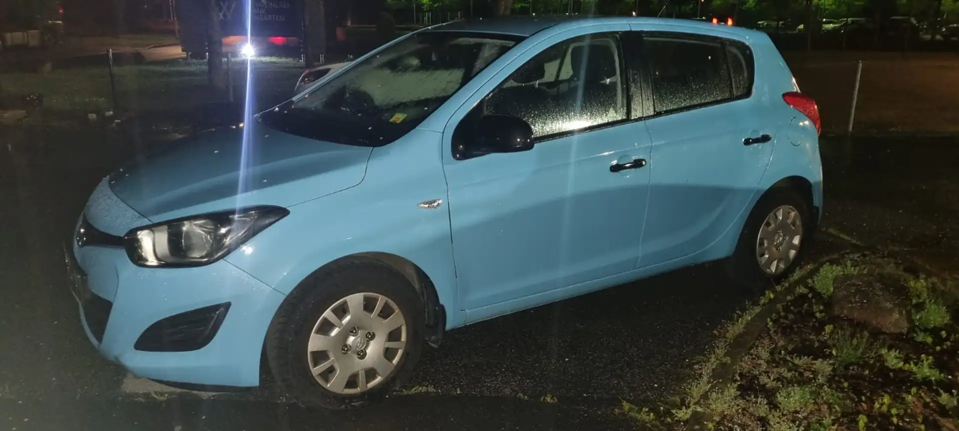 Hyundai i20 Steuerkette, TÜV/Ölwechsel neu, 2. Hand, TOP Blau - 2