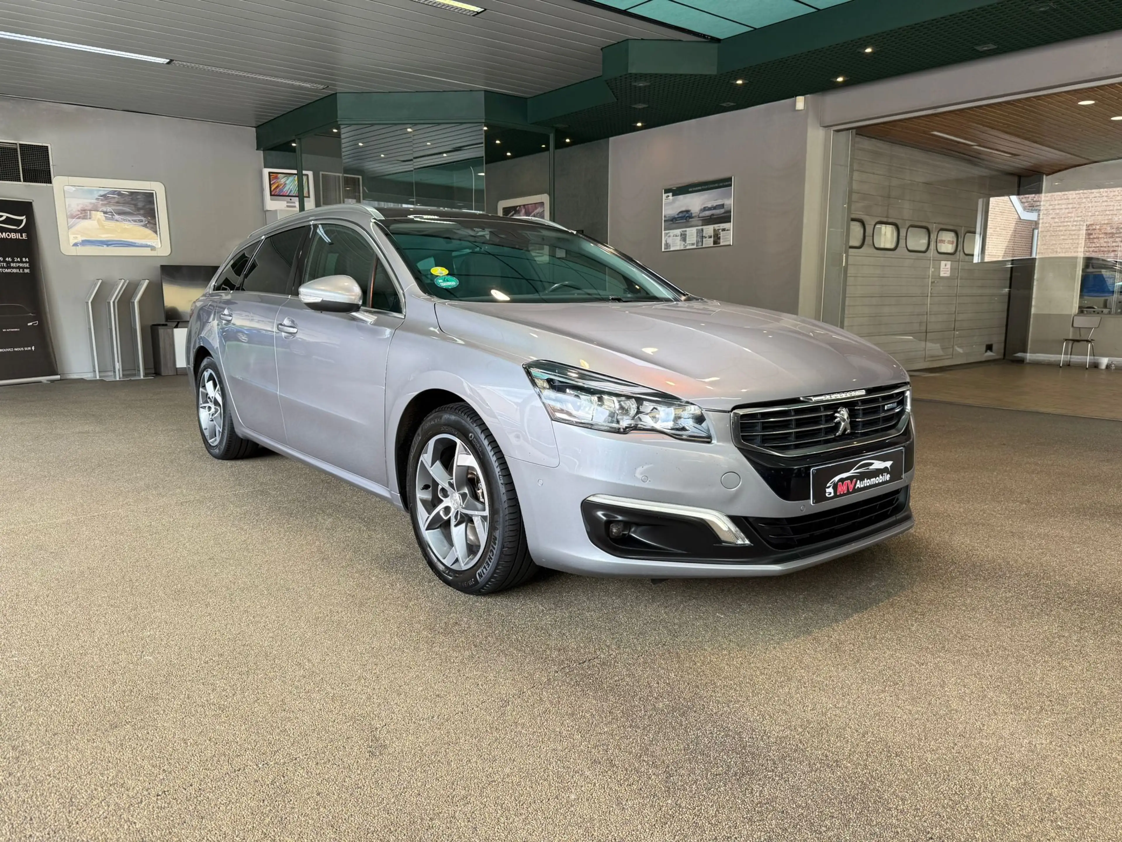 Peugeot 508 508 SW 2.0 BlueHDi GT Boîte auto * Navi * LED * Camera * Cuir * Régulateur de vitesse * Clim Auto — photo 3