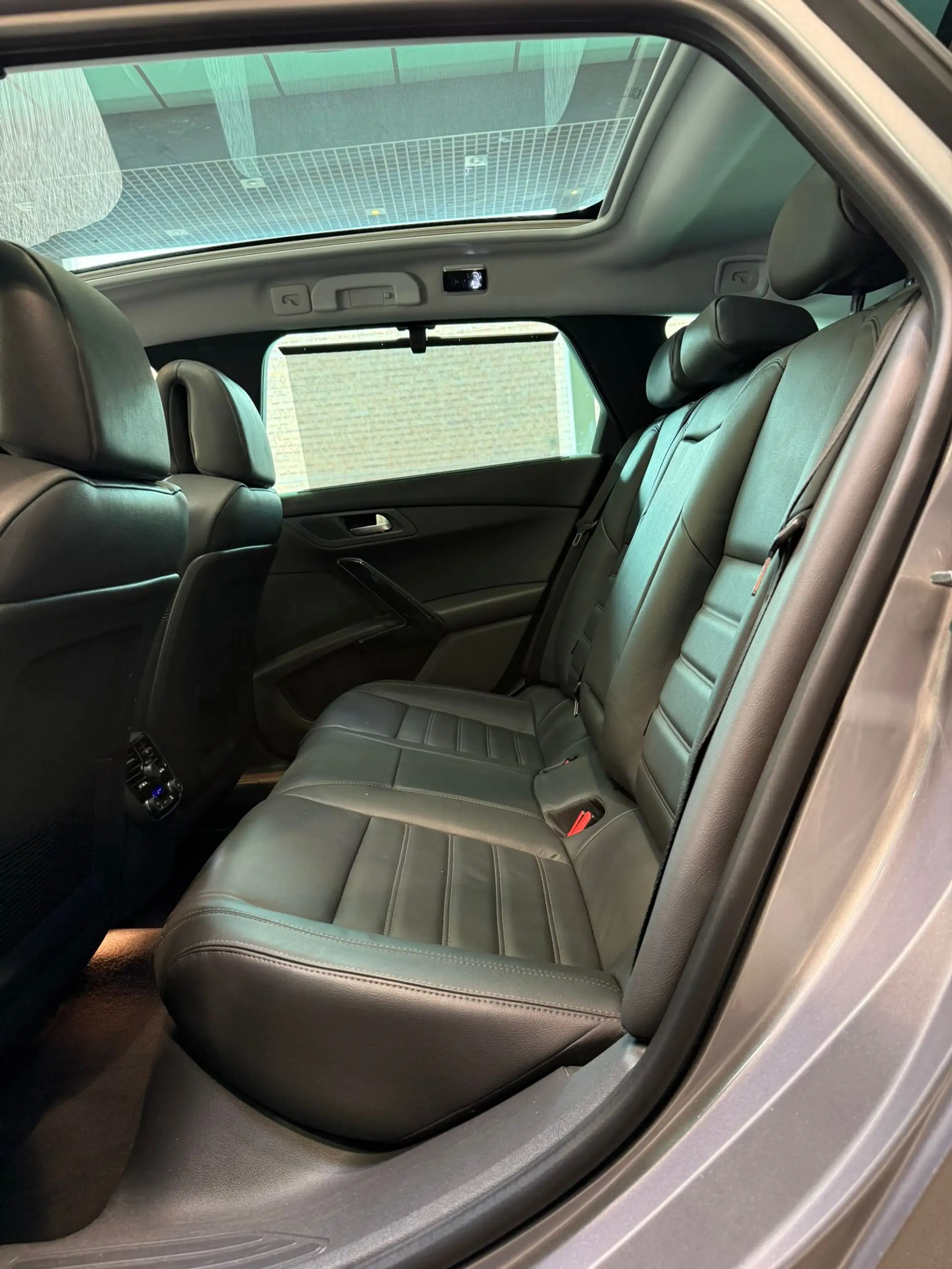 Peugeot 508 508 SW 2.0 BlueHDi GT Boîte auto * Navi * LED * Camera * Cuir * Régulateur de vitesse * Clim Auto — photo 13