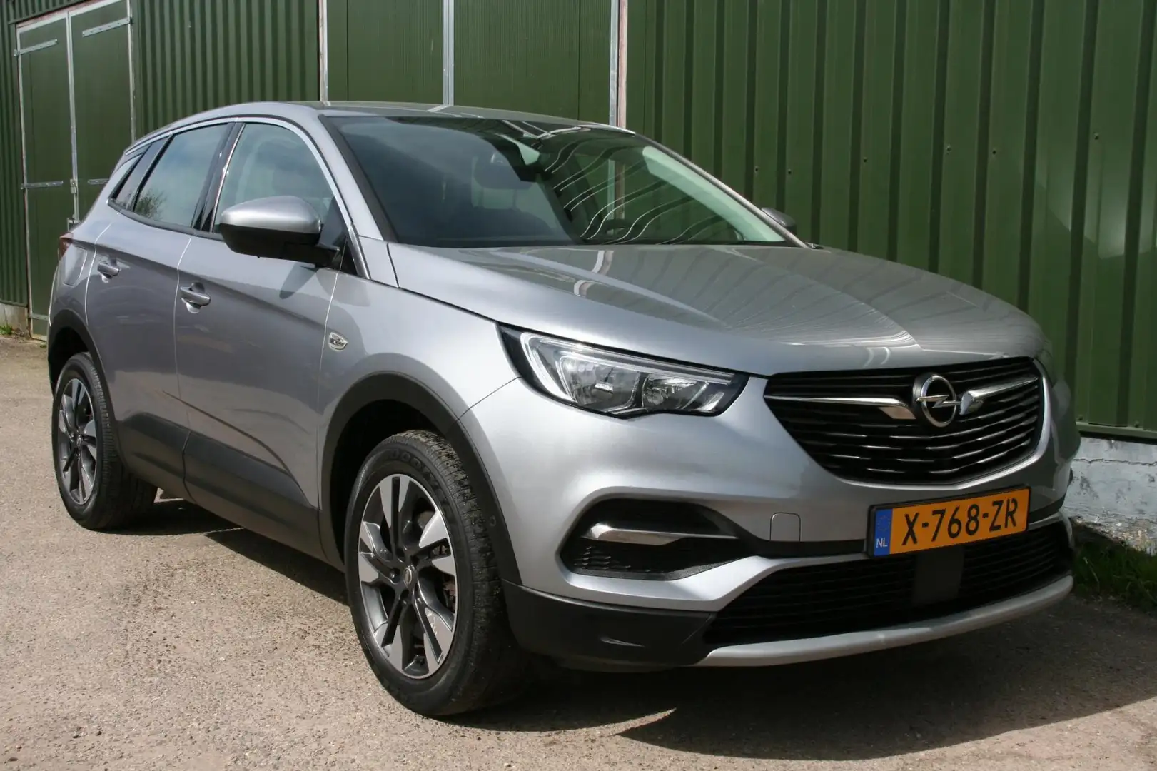 Opel Grandland X 1.2 Turbo Innovation AUTOMAAT, NAVIGATIE, AIRCO Gris - 2