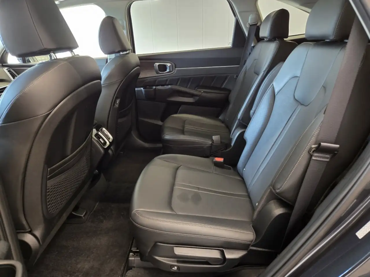 Kia Sorento снимка Kia Sorento