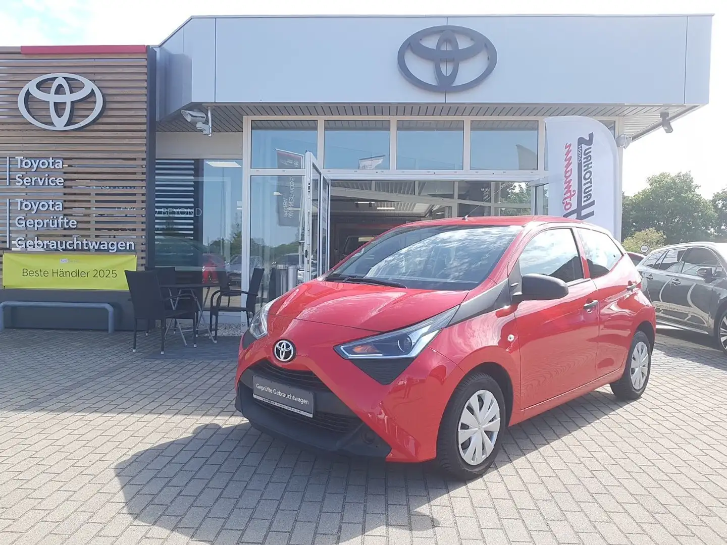 Toyota Aygo - x - Rot - 1