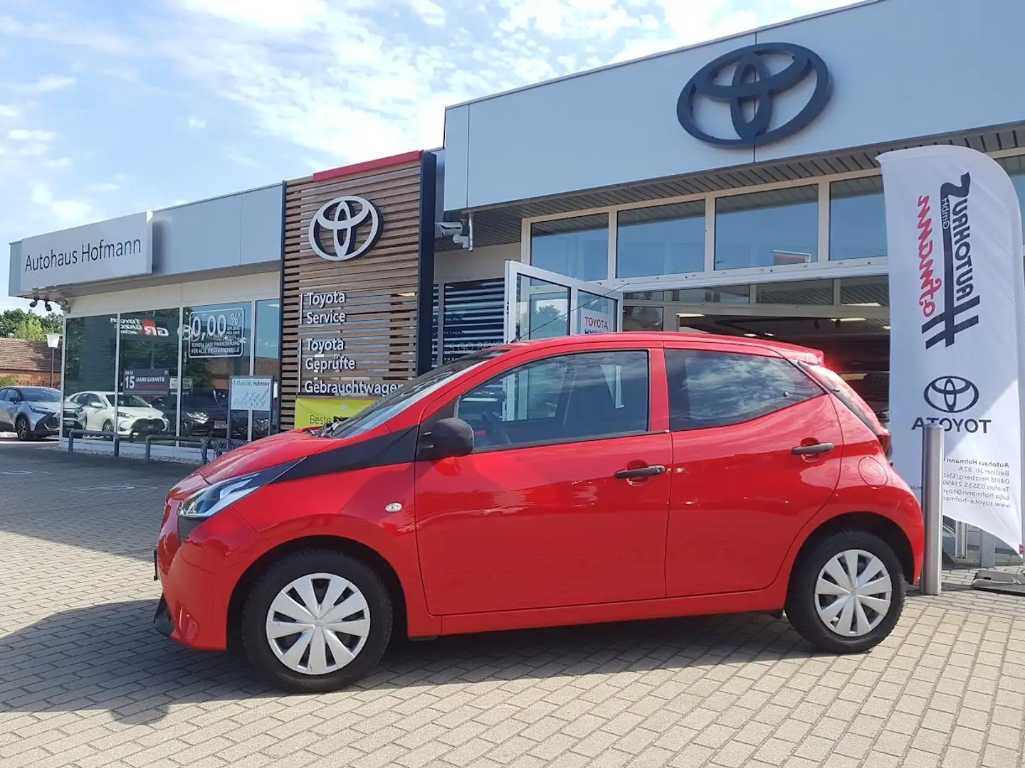 Toyota Aygo - x - Rot - 2