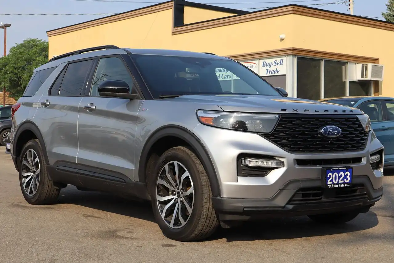 2023 Ford Explorer