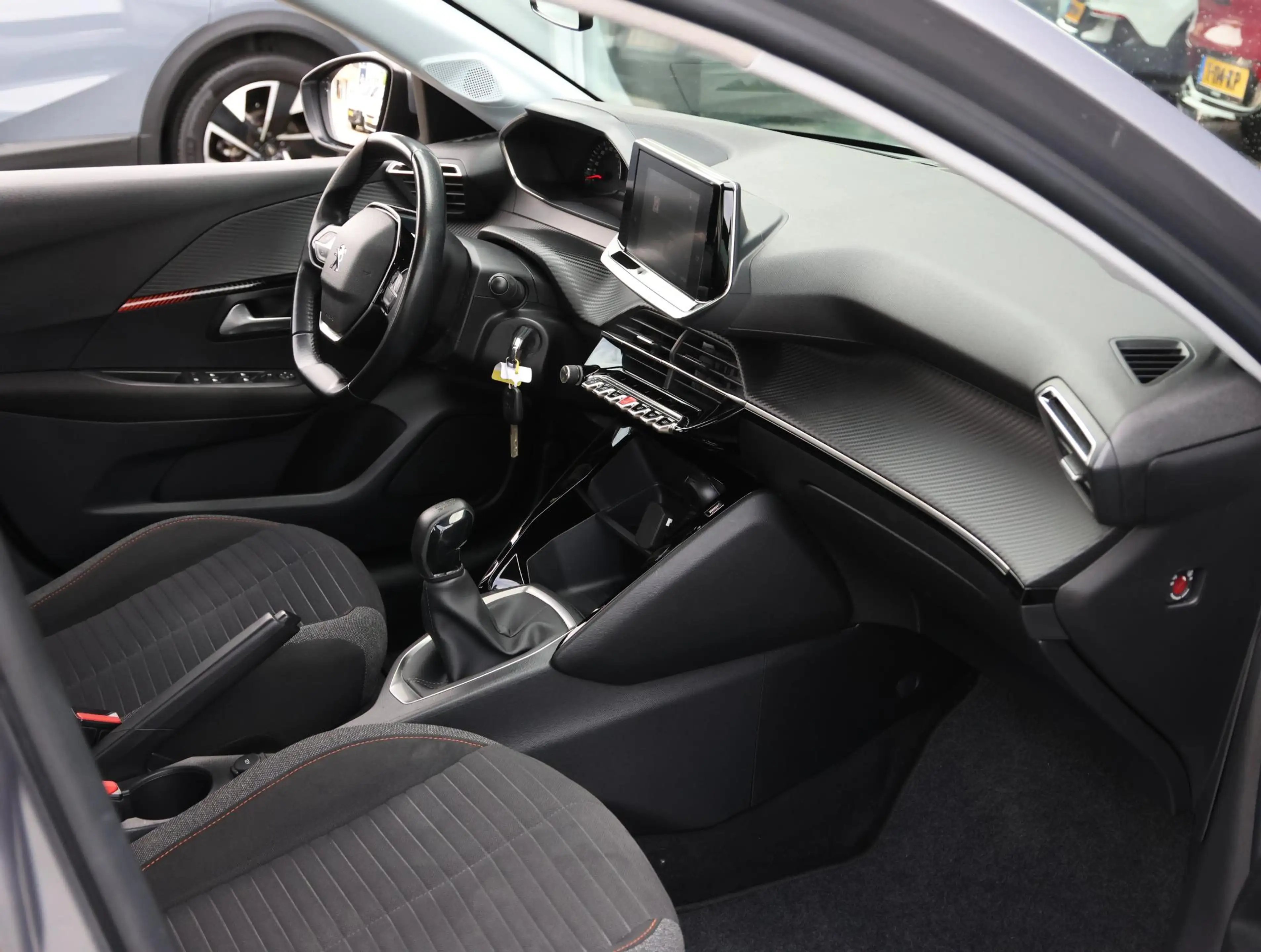 Peugeot 208 1.2 PureTech Active Pack LED | Parkeersensoren voo — photo 8